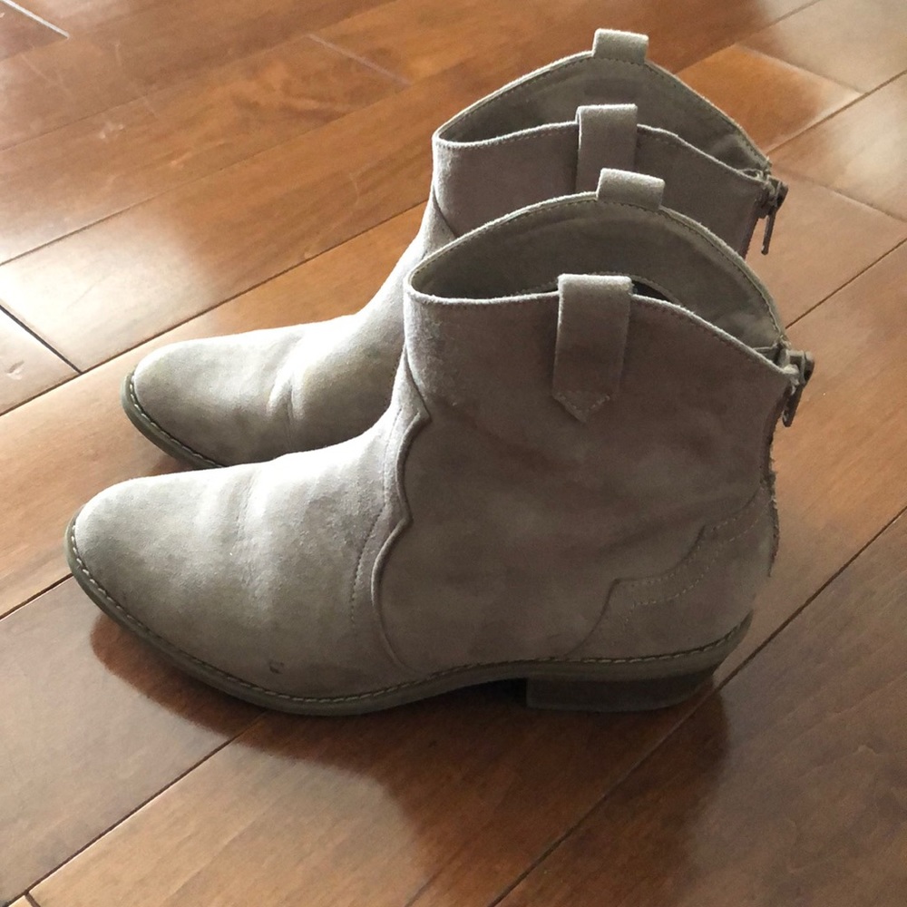 Old Navy booties